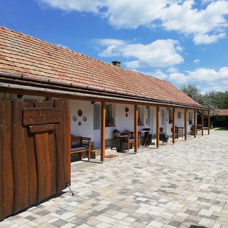 Bobita Apartmanhaz Szilvásvárad Extérieur photo