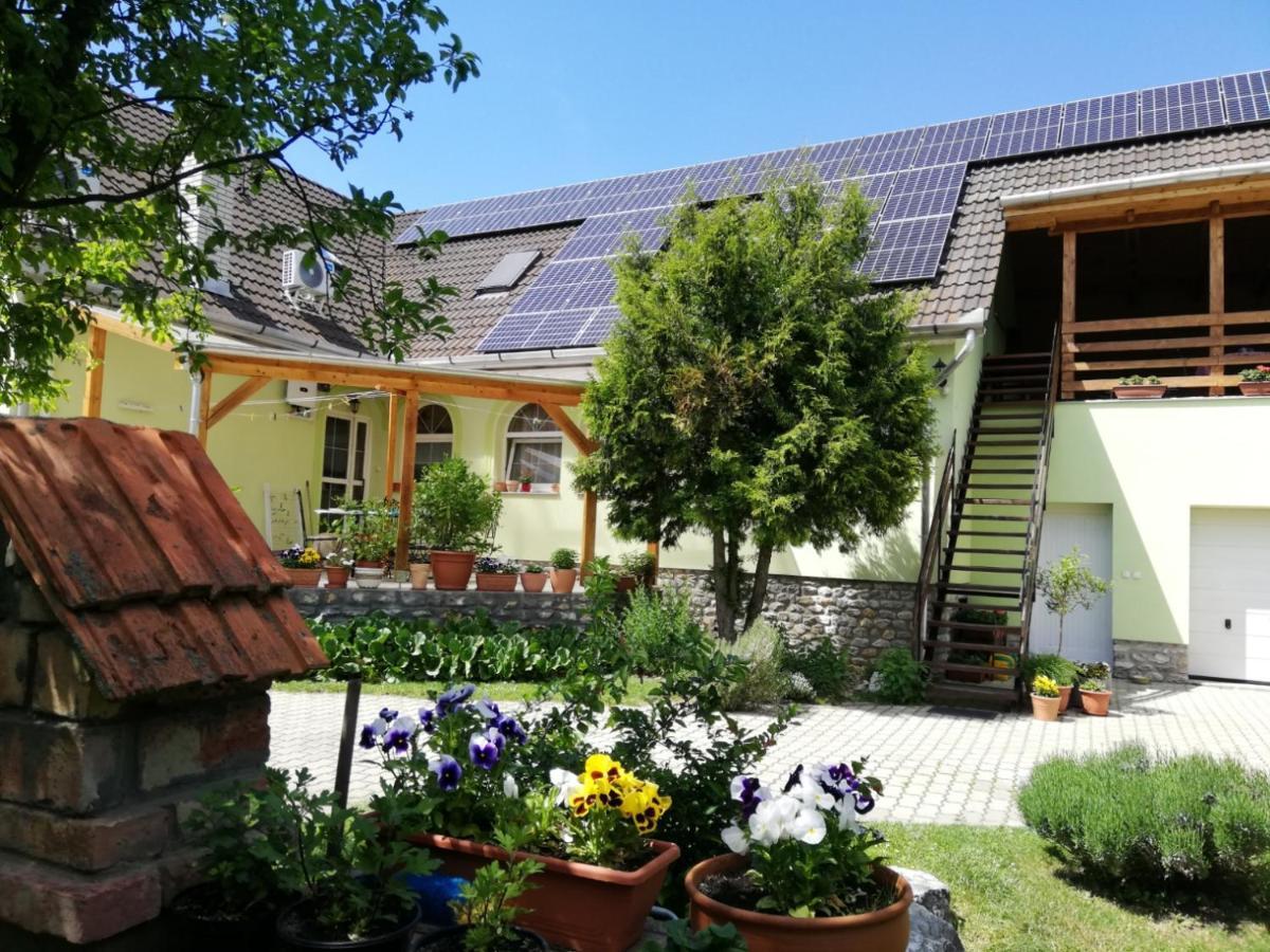 Bobita Apartmanhaz Szilvásvárad Extérieur photo